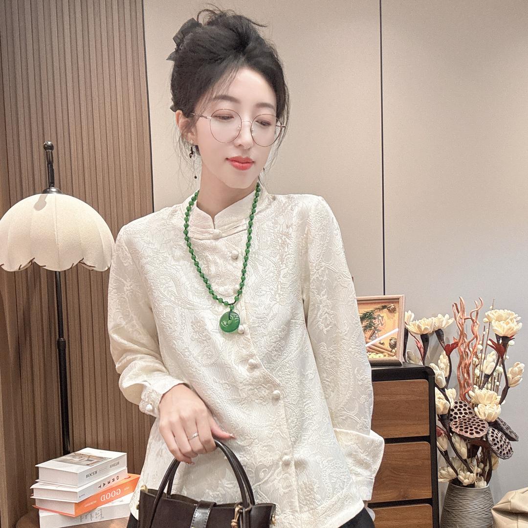 煜尚暖衣女装批发店