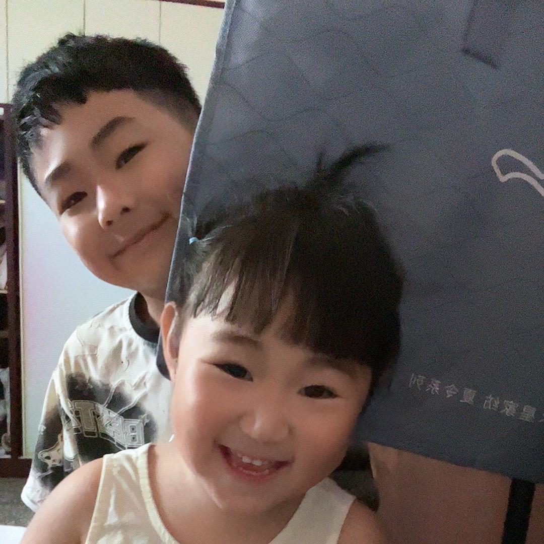 高村镇宝贝衣橱