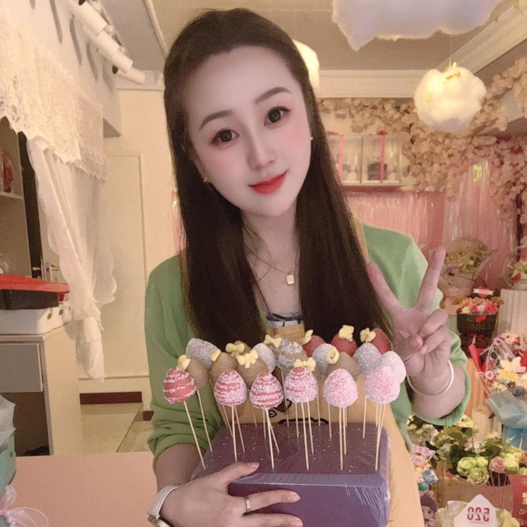 小莉创意糖葫芦鲜果花礼