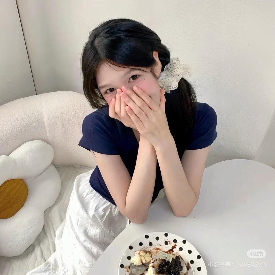 一颗小蓝莓🫐