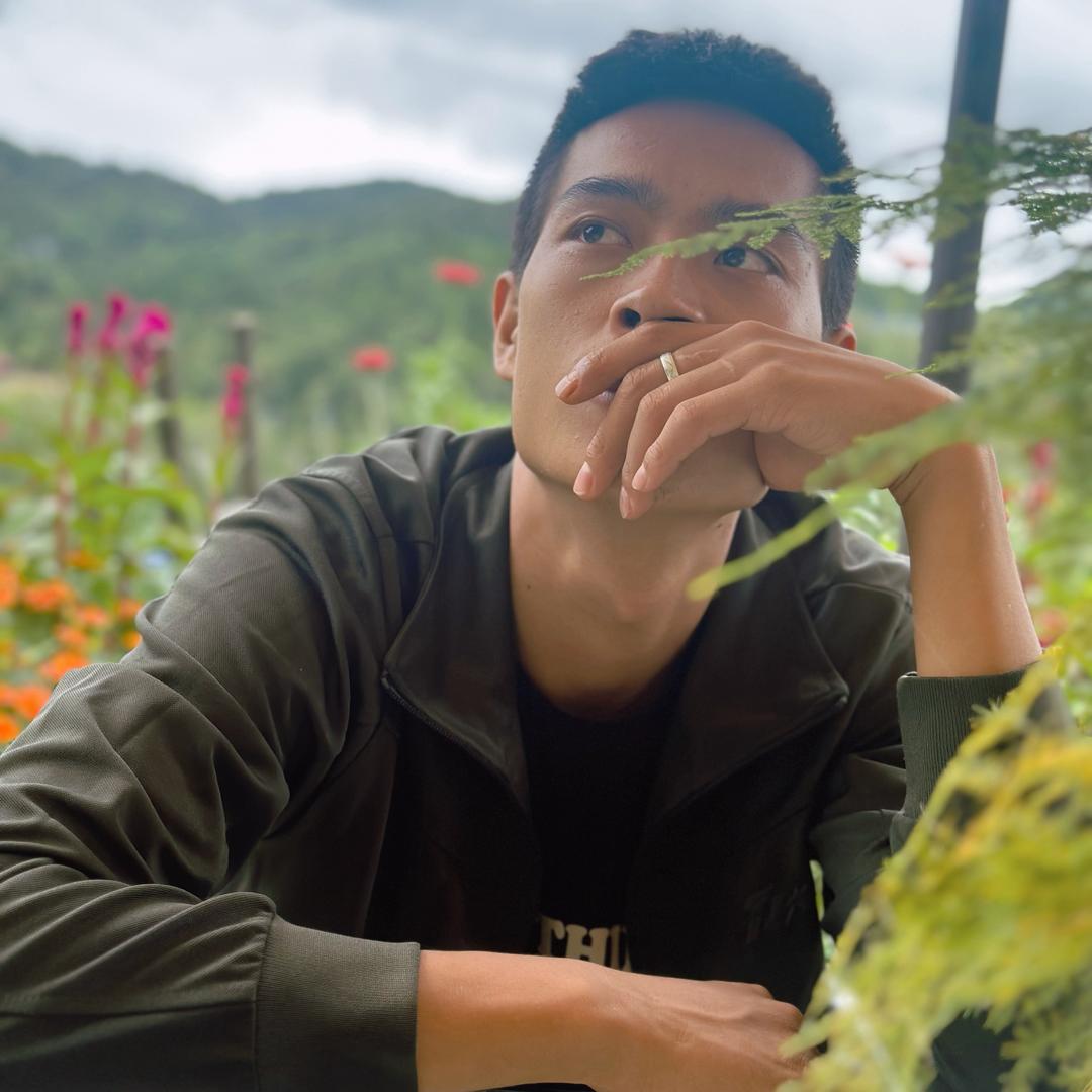 本色教育蝎子教官来啦