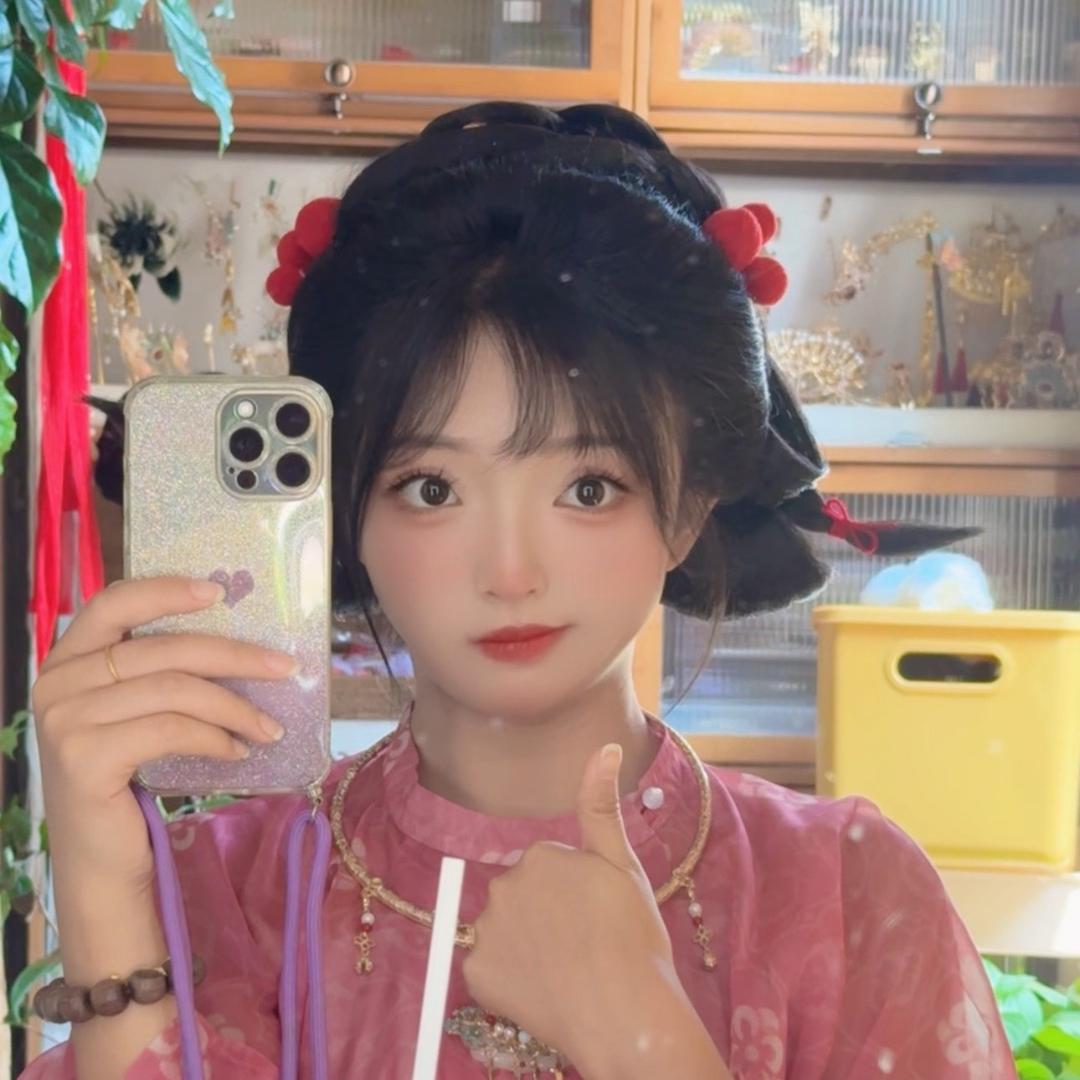 艾蜜莉吖