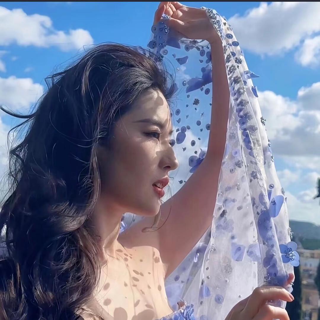 大丹是个胖子(153斤)