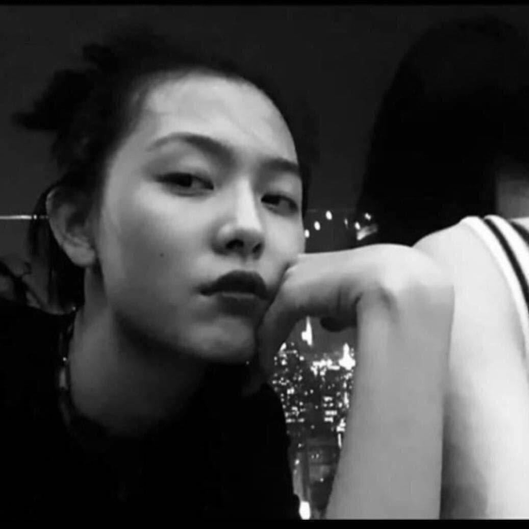 妮妮￴ ￴ㅤㅤㅤㅤ