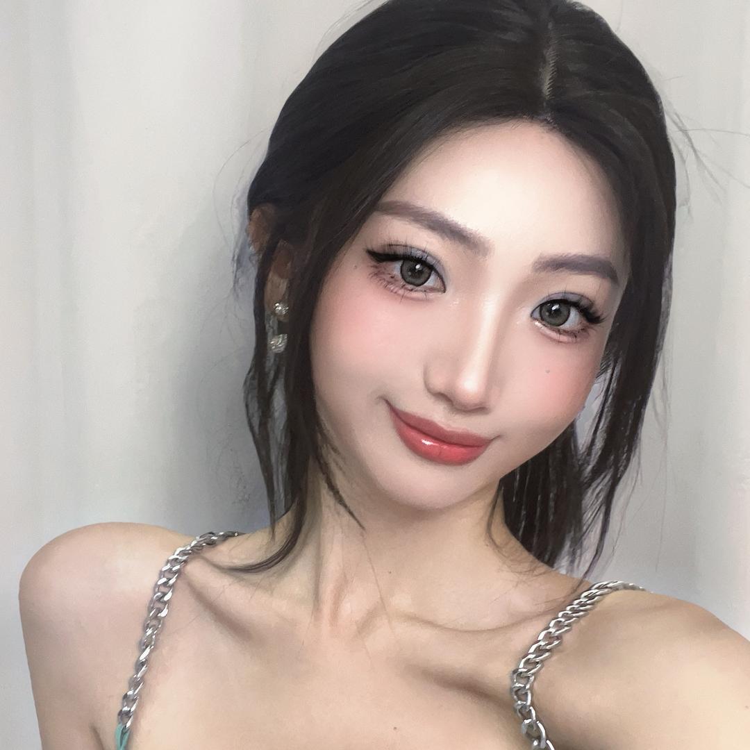 侨侨Vei
