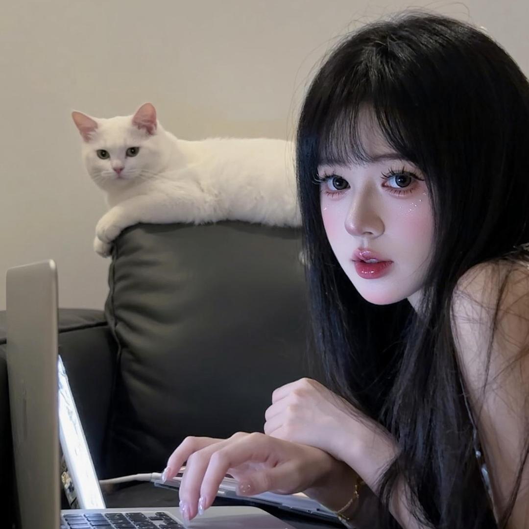 钮钴禄铁锤🔨