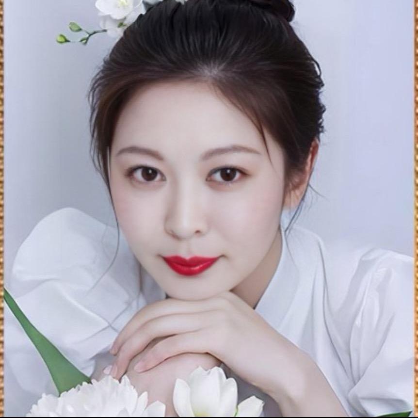 hehe【李小宛切片授权】
