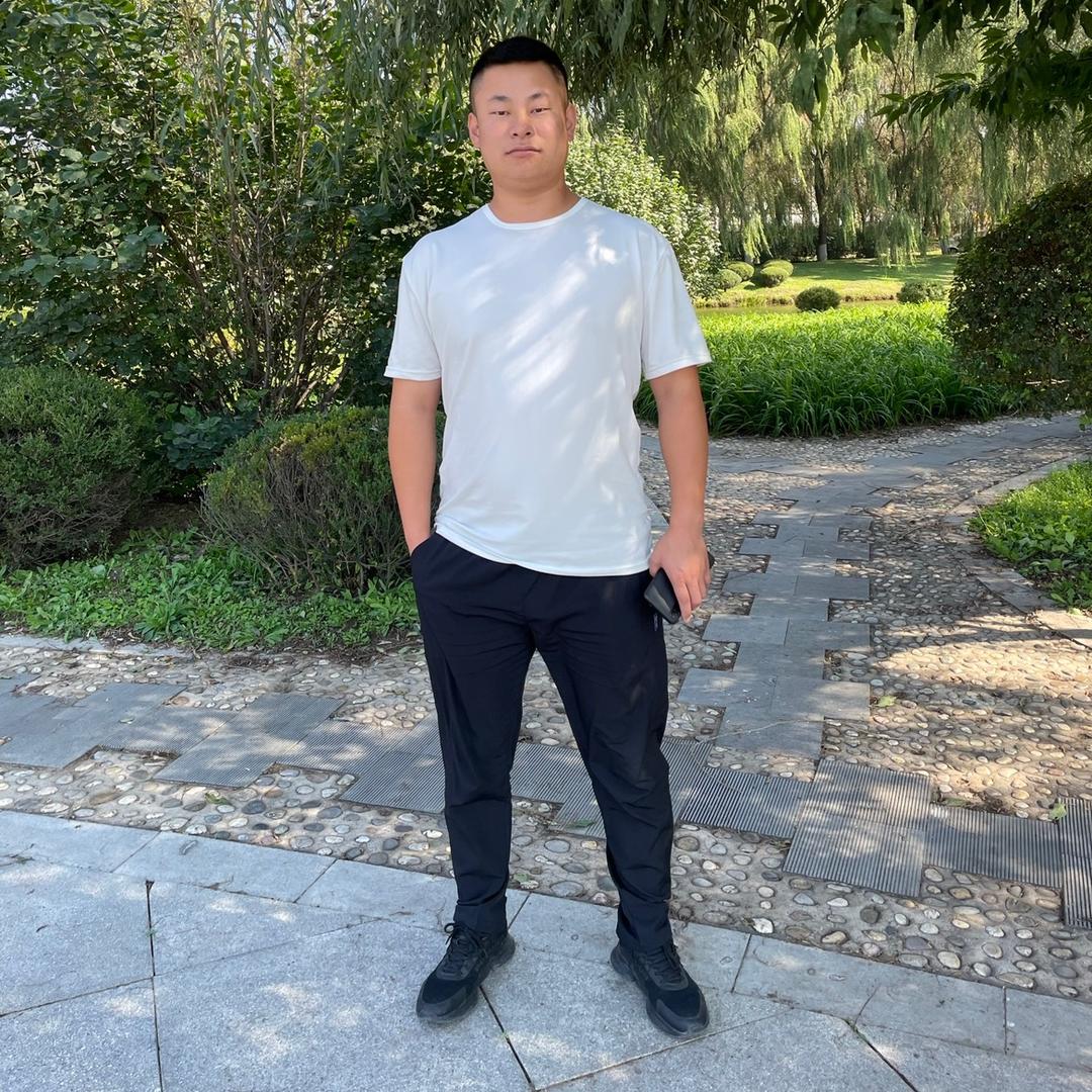 沈阳老杜 鑫路腾霸道酷路泽