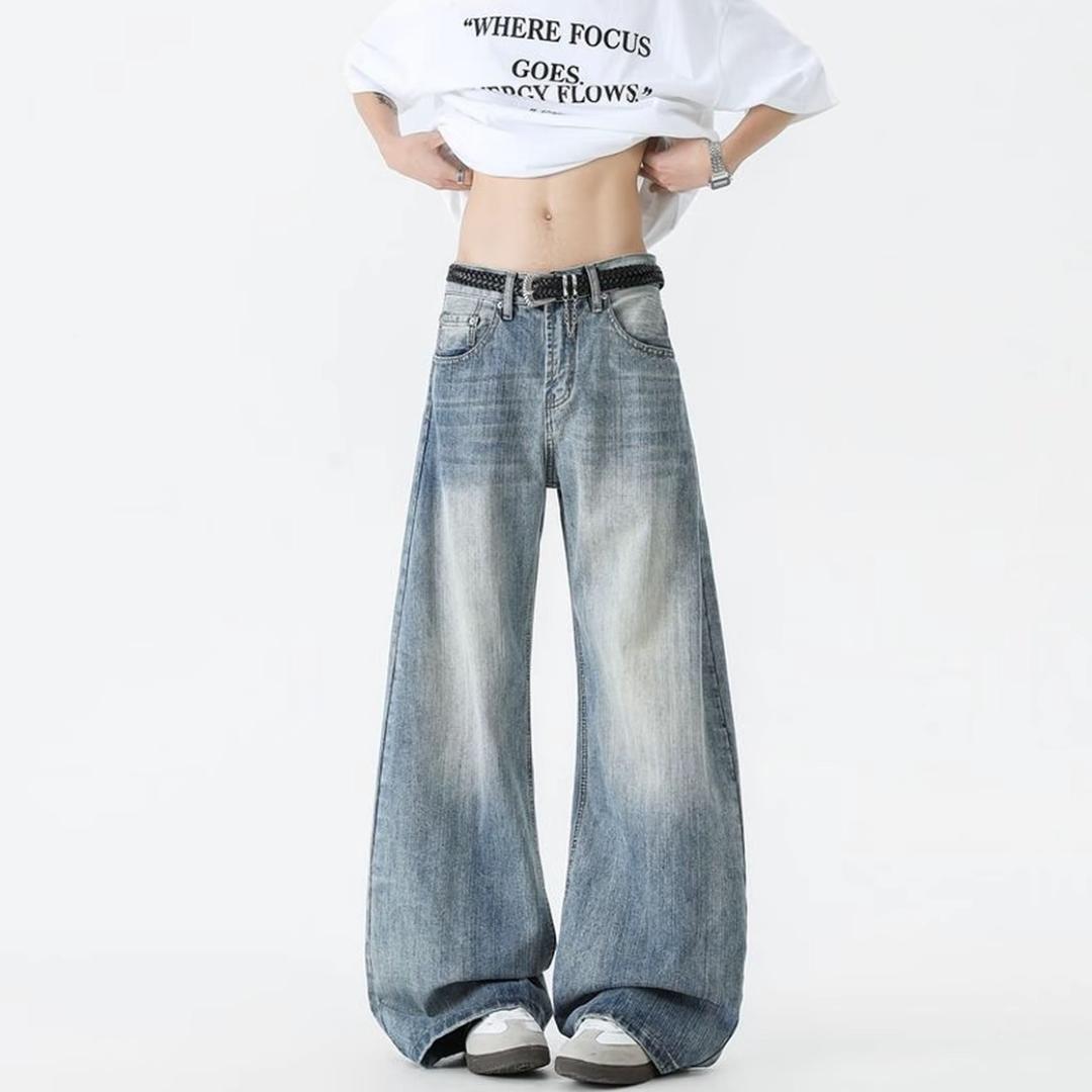 卖牛仔裤的女孩