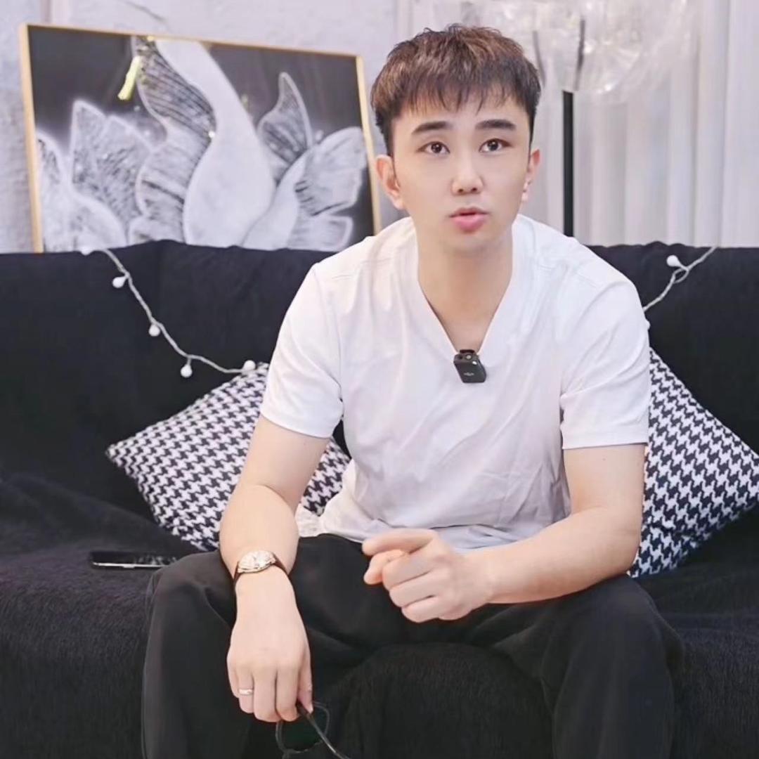 狗老板童装(男童中大童)