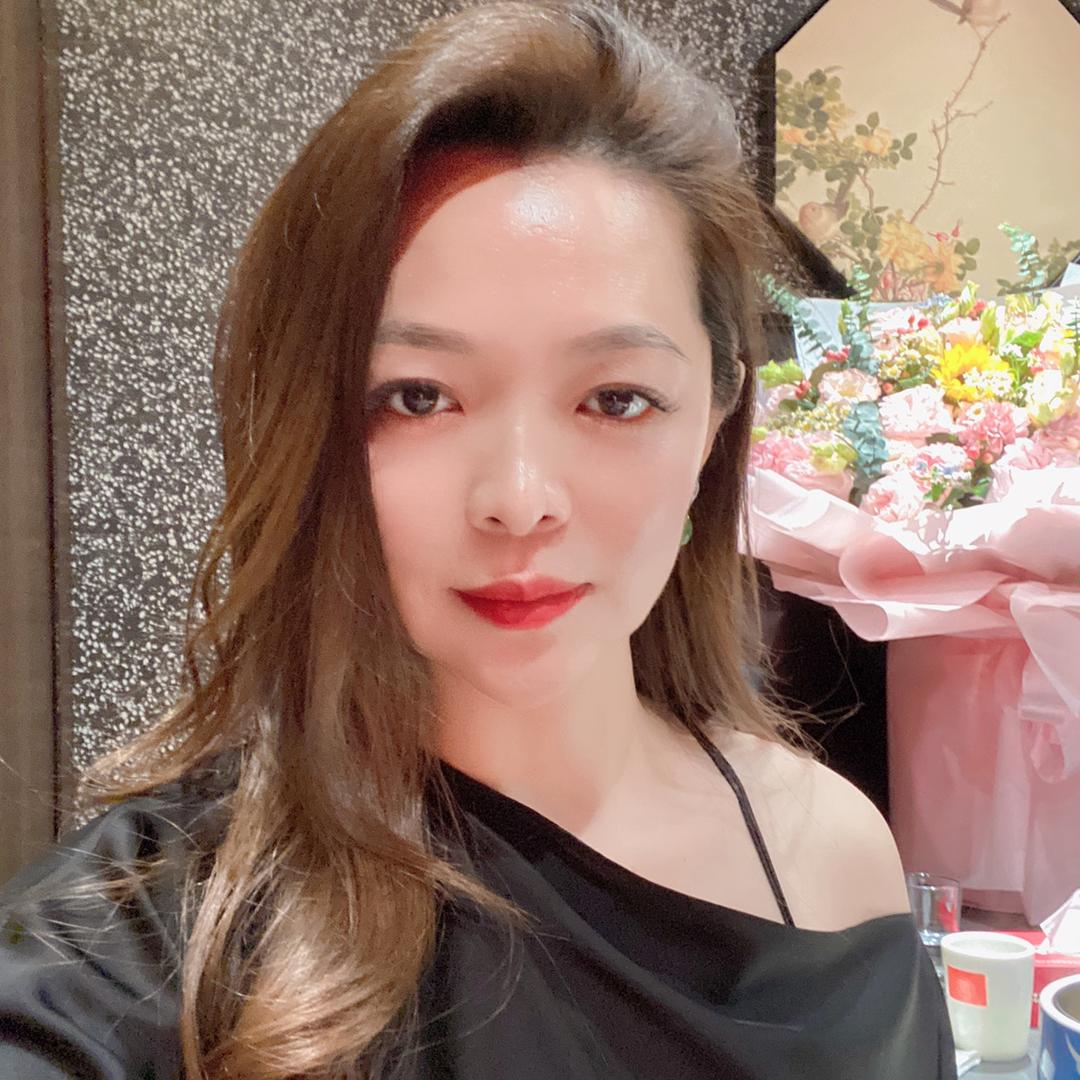 做门窗的美发人～仙儿