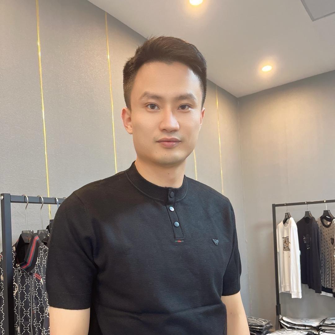 澄迈金男装店