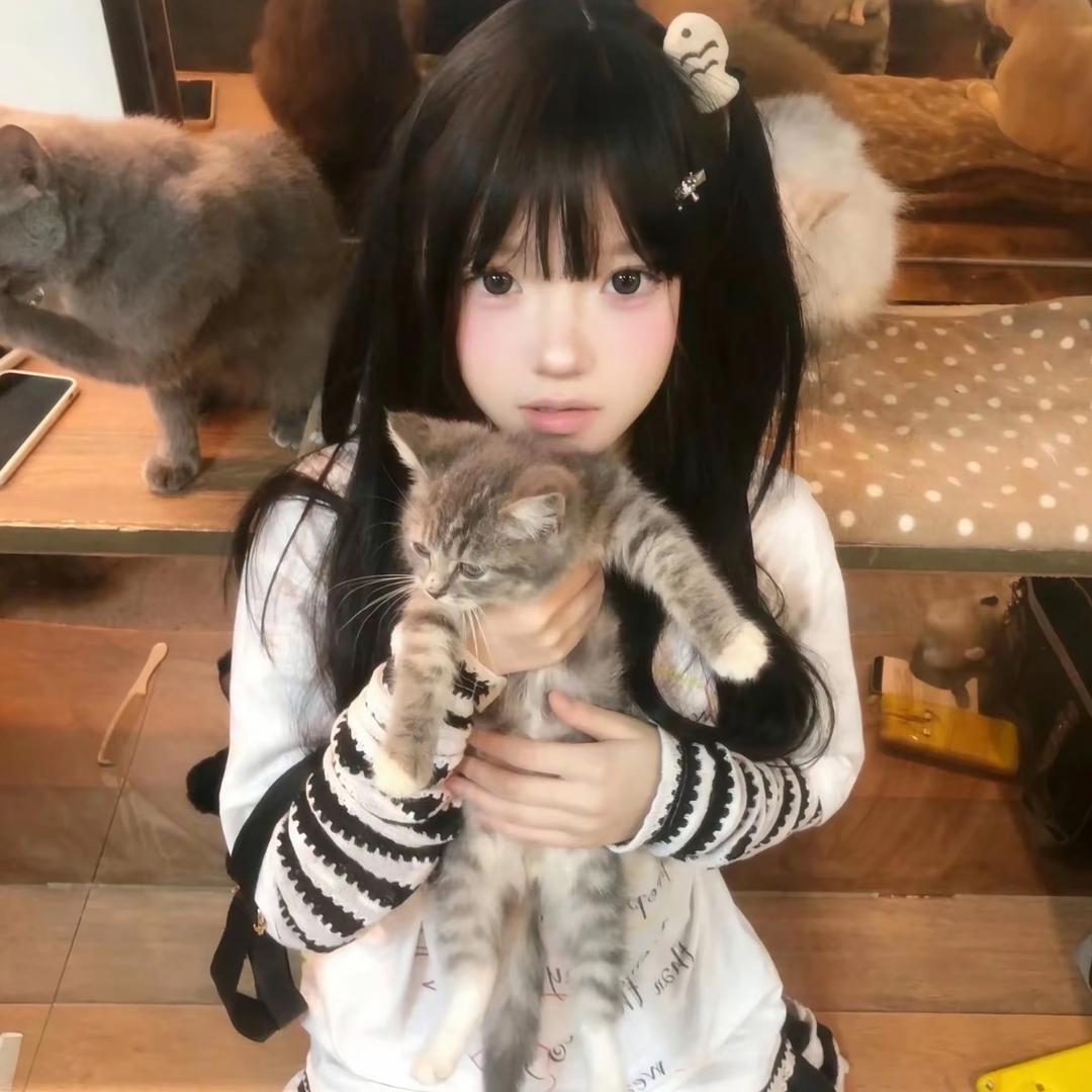 张凤爪是谁