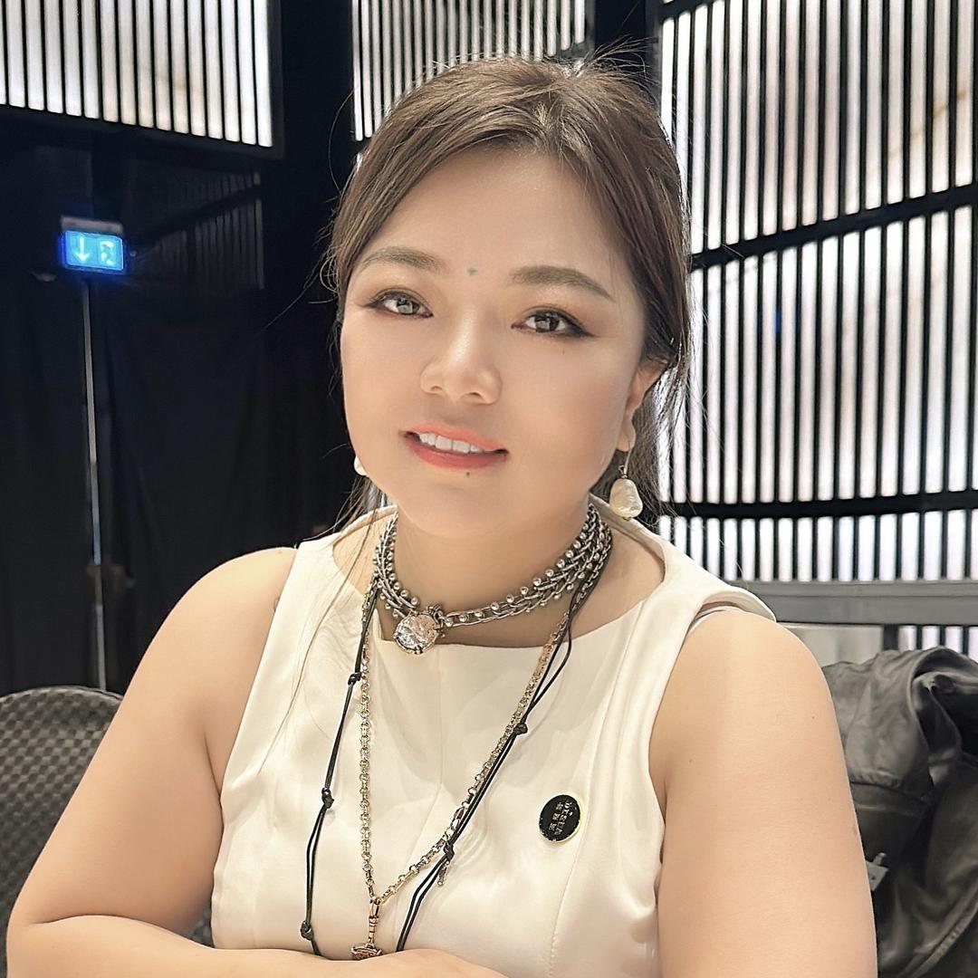 迪拜大莉姐-蓝辉汉