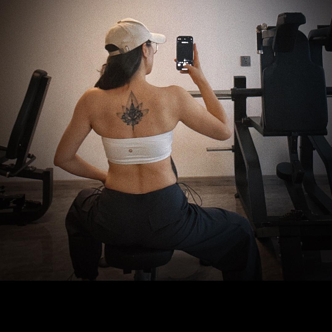 武威开瑜伽馆的王大喵