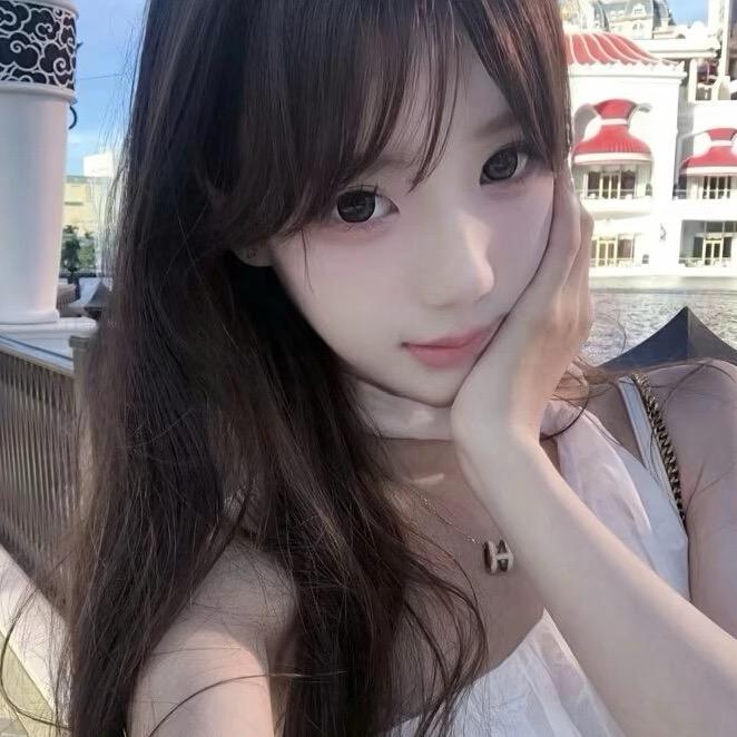 萱萱¥