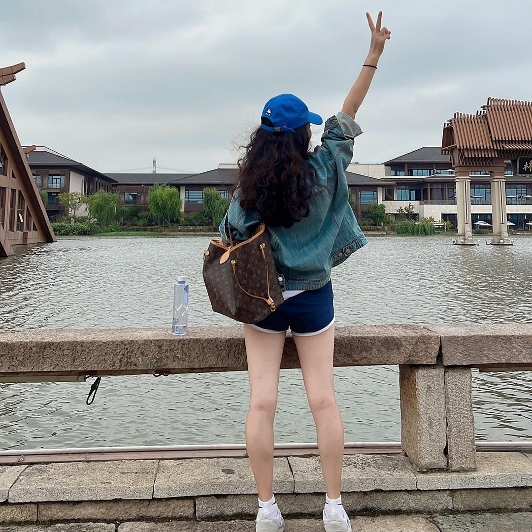 时髦精大小姐💕💋