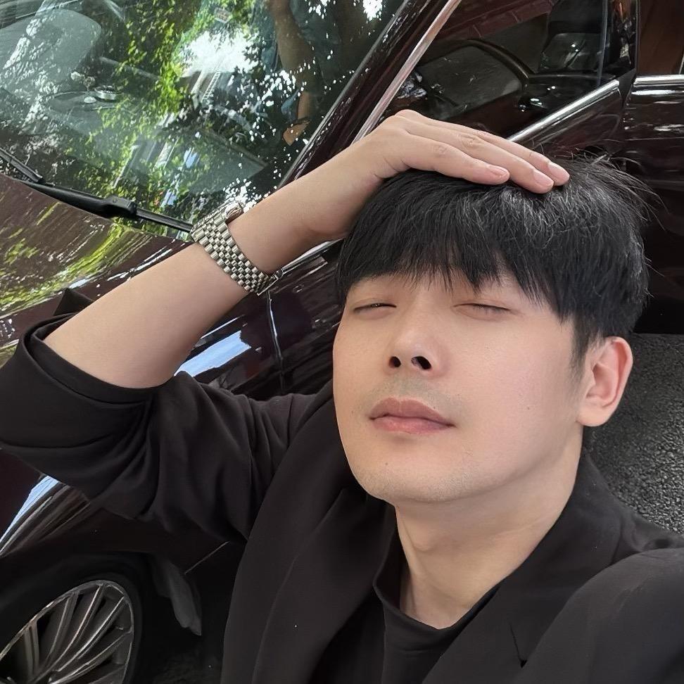 FJ.✨潇洒的厂长