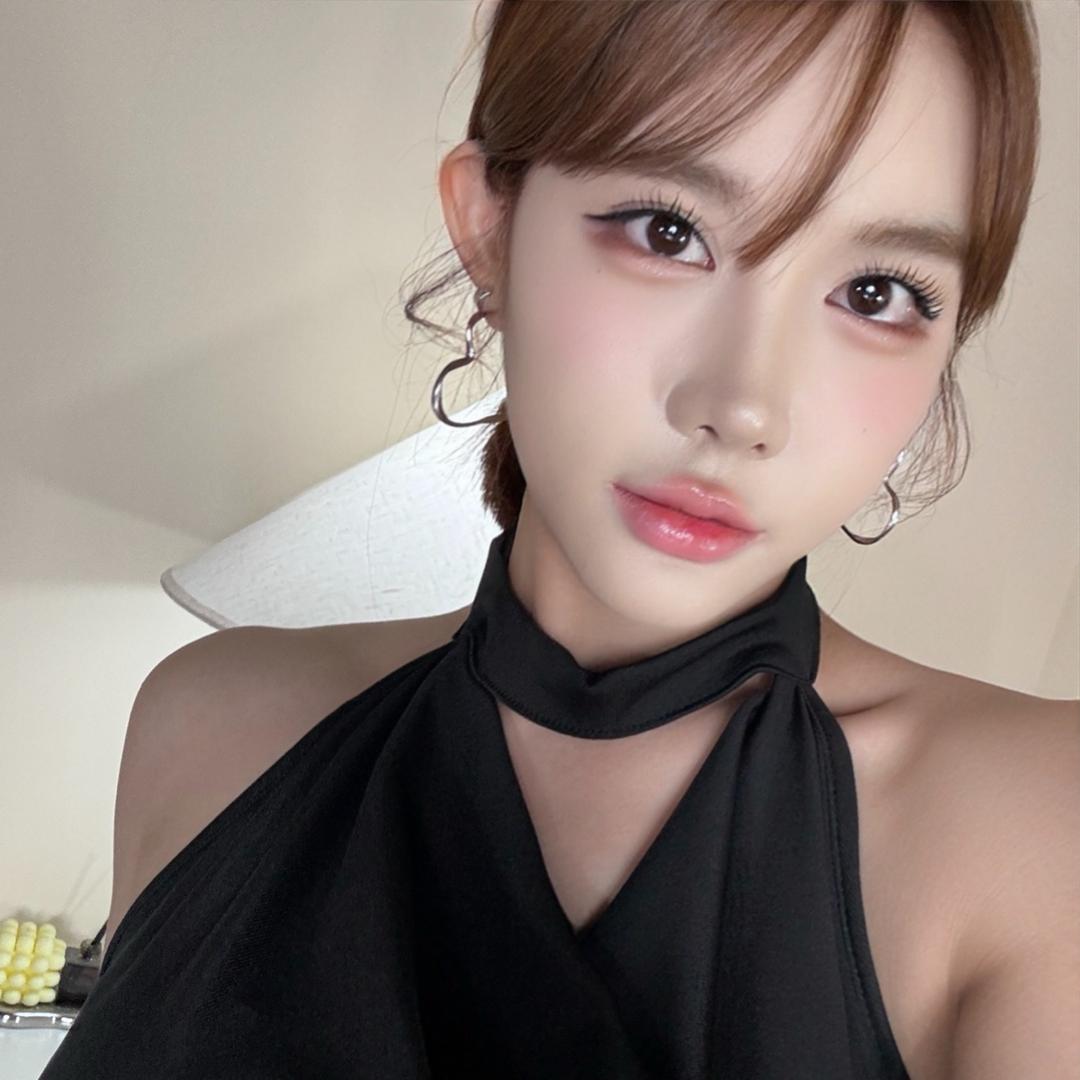 李智U