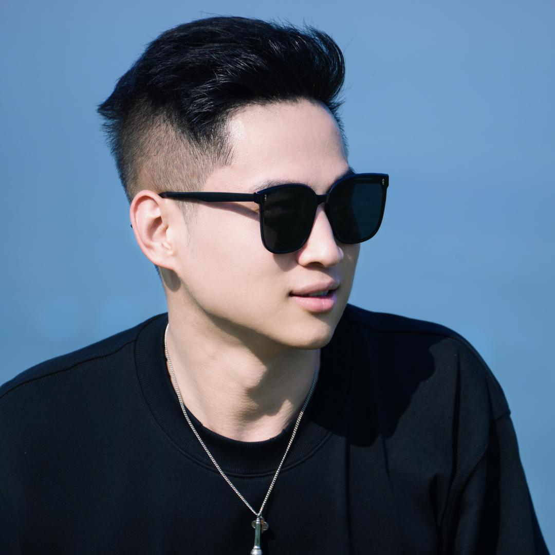峻·贤🎙️（每天下午4:10开播）