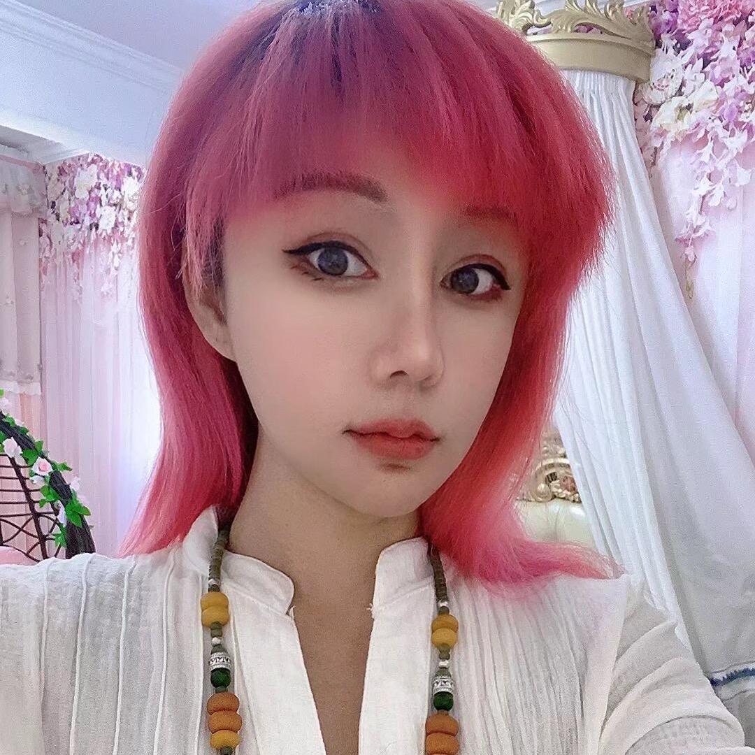 小青（骚男妈妈）