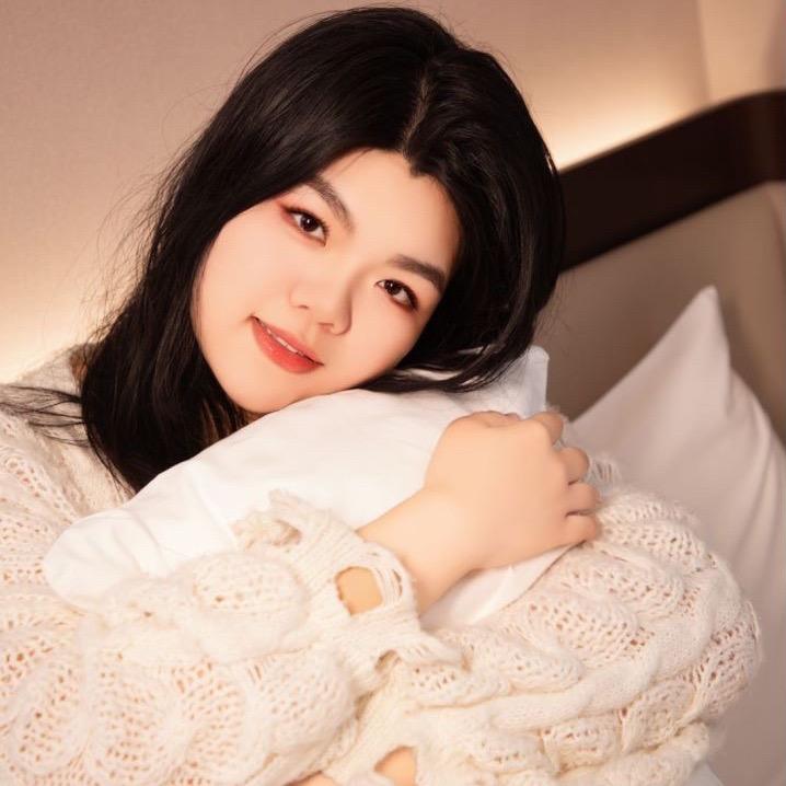 栾颖爱吃香菜i