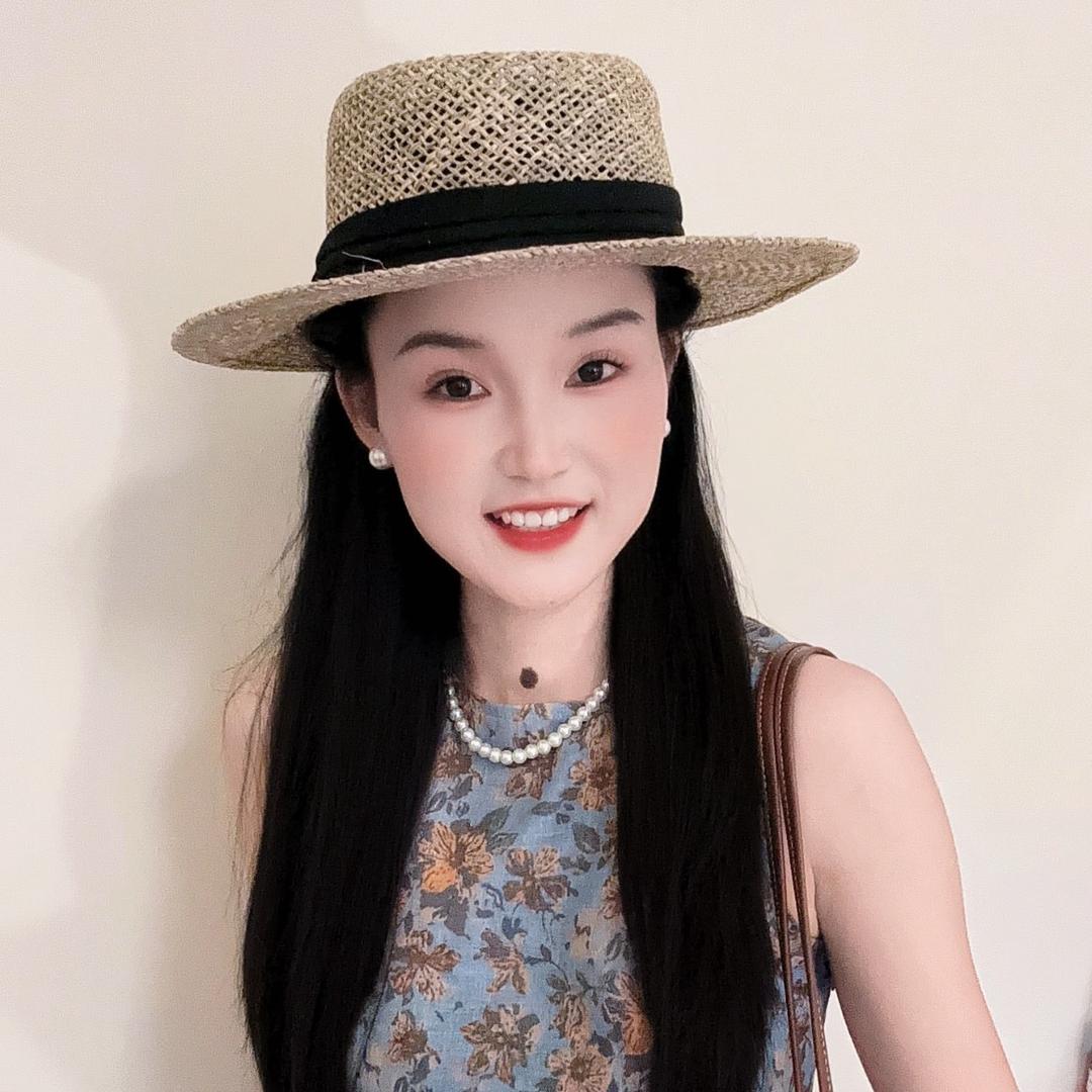 卖衣服的月月