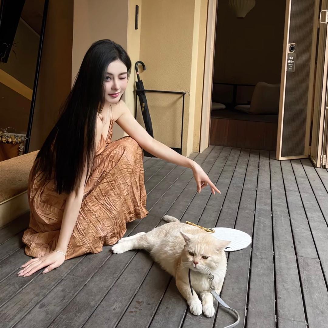 LIli李.