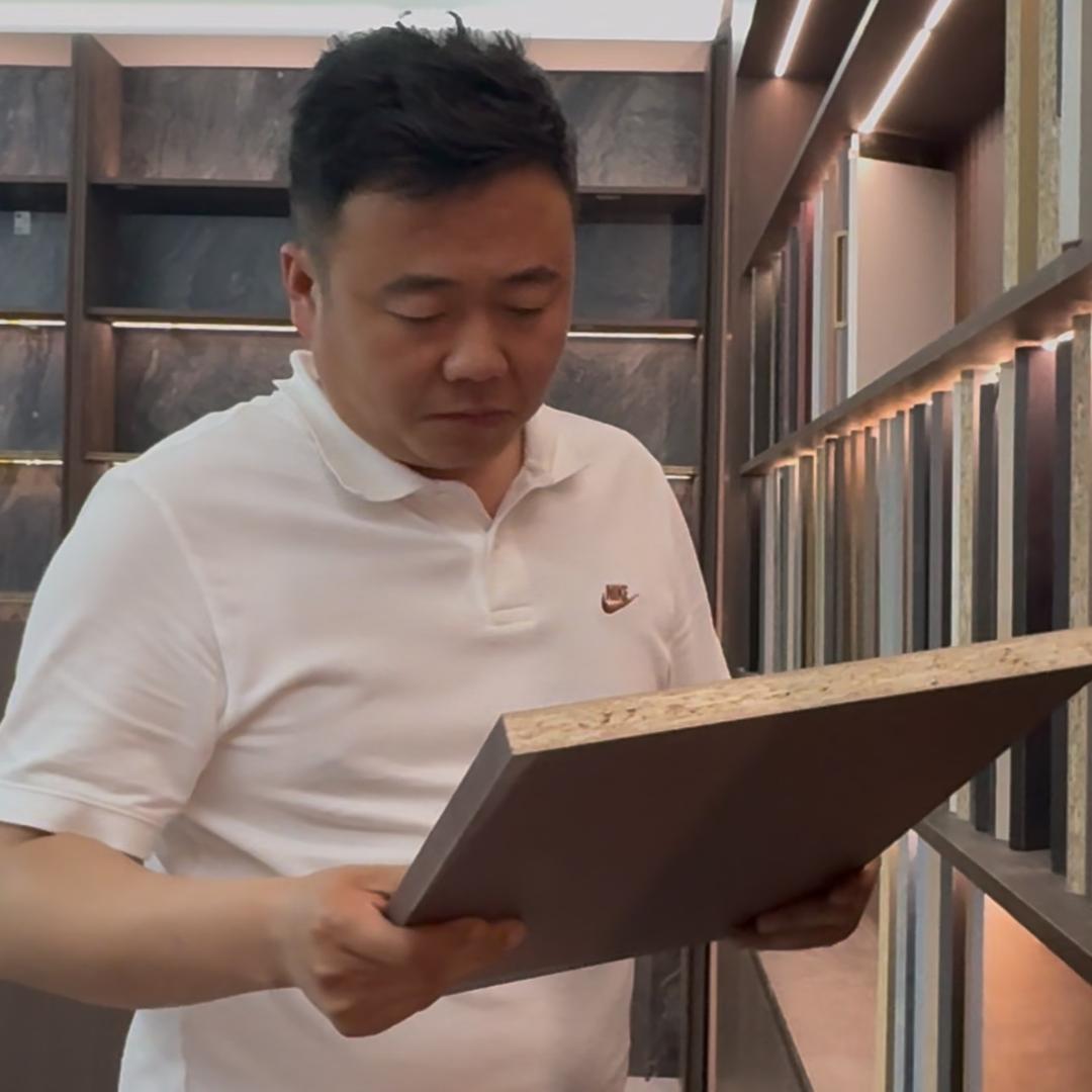 吴厂长-新乡全屋定制