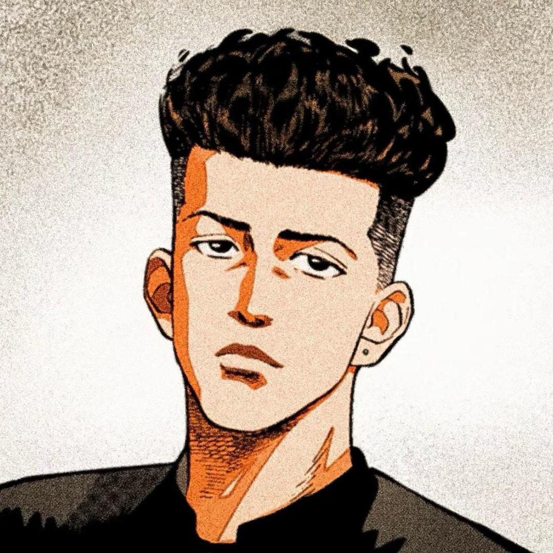 穿十四号的三井