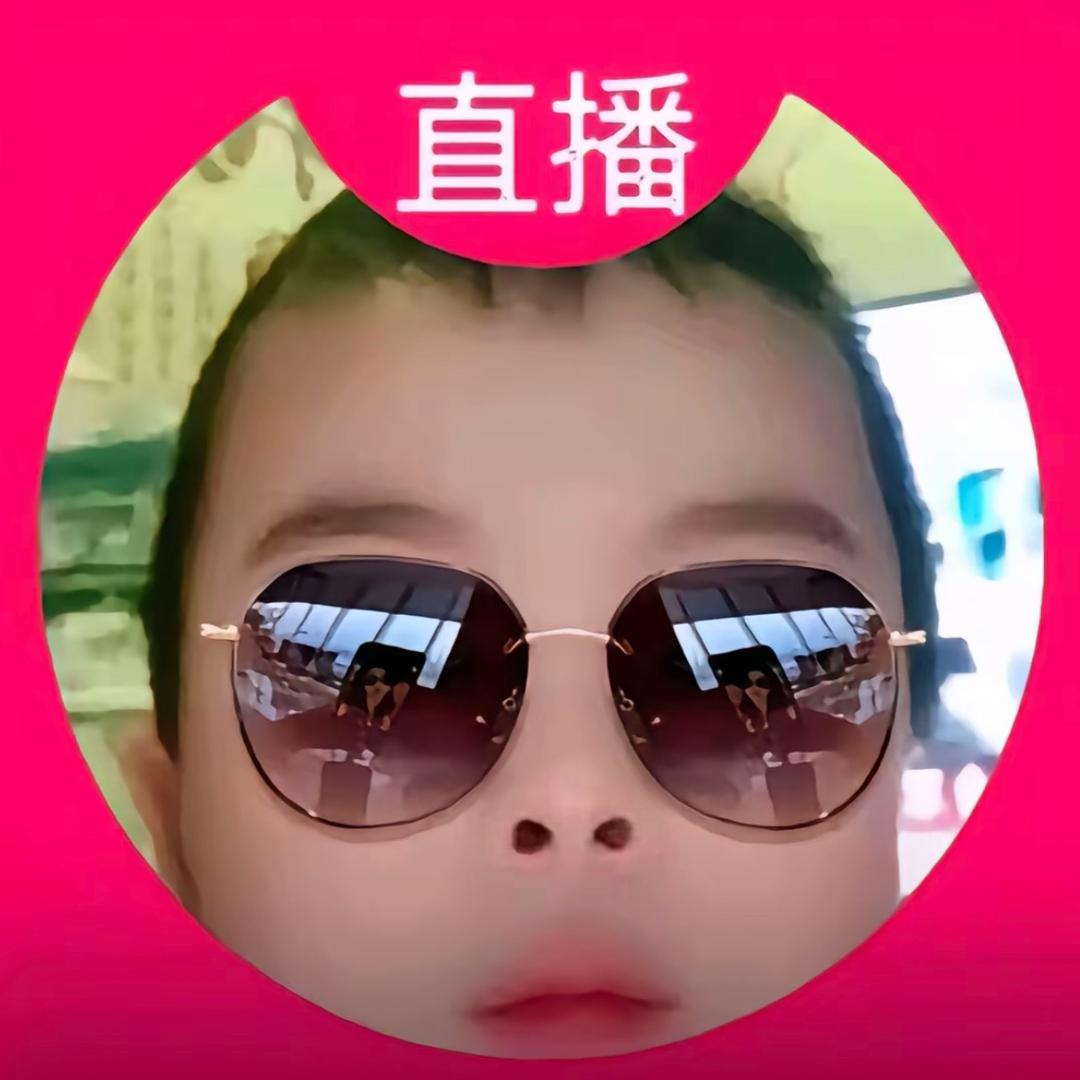 嘿嘿我今天又吃好吃的了