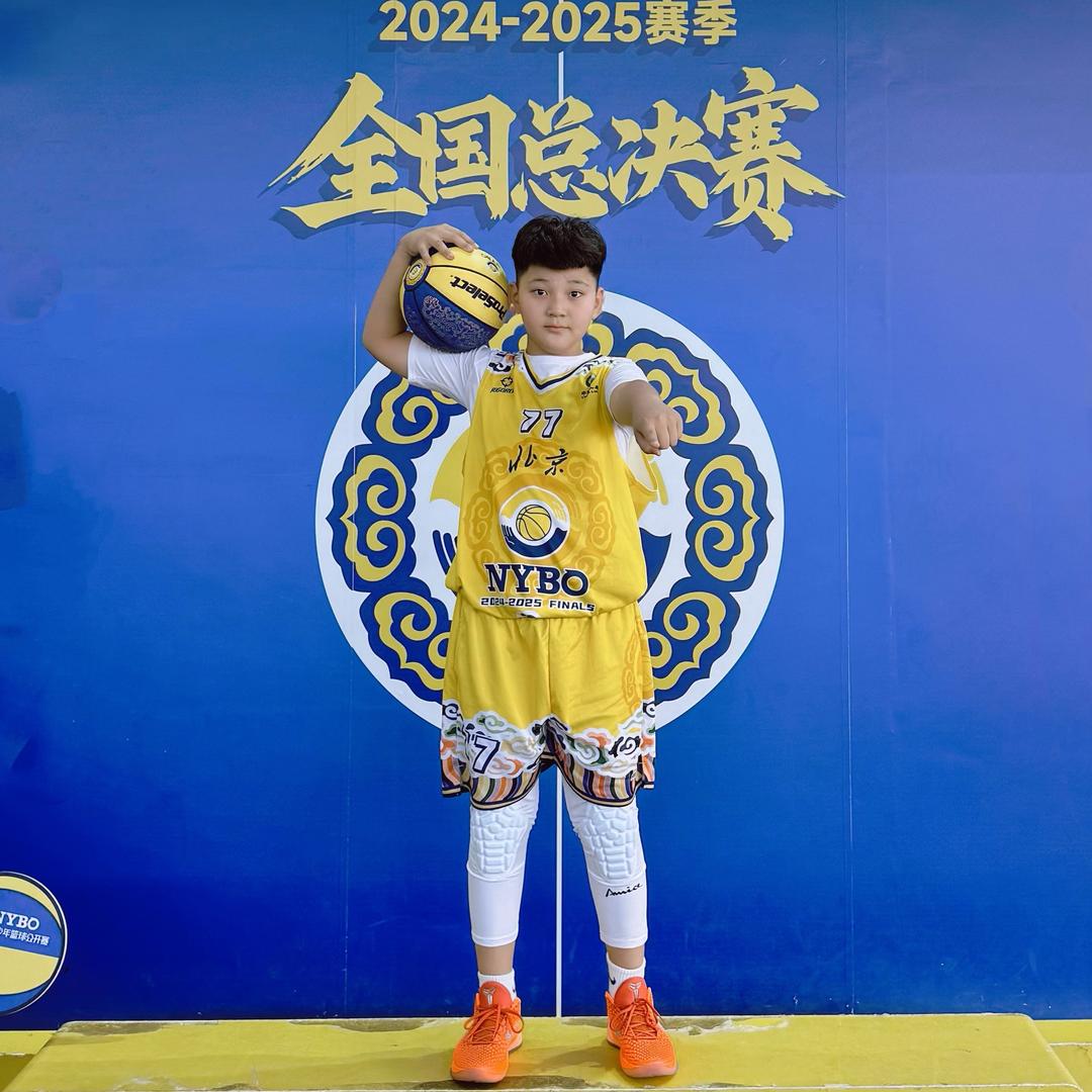 小卢卡🏀耿启航