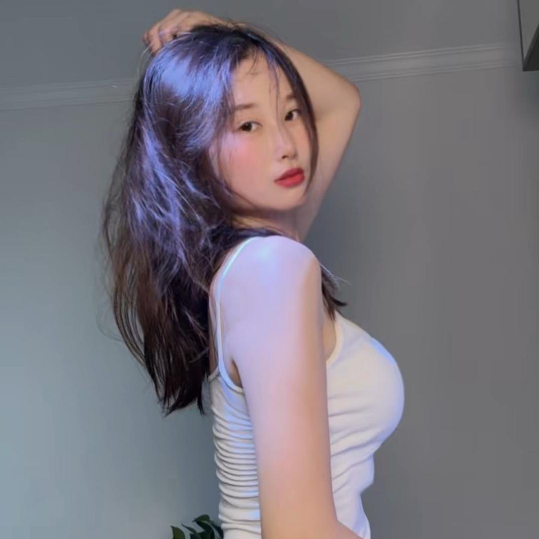 潘潘、爱舞