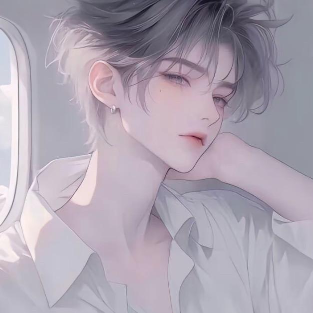 初见°