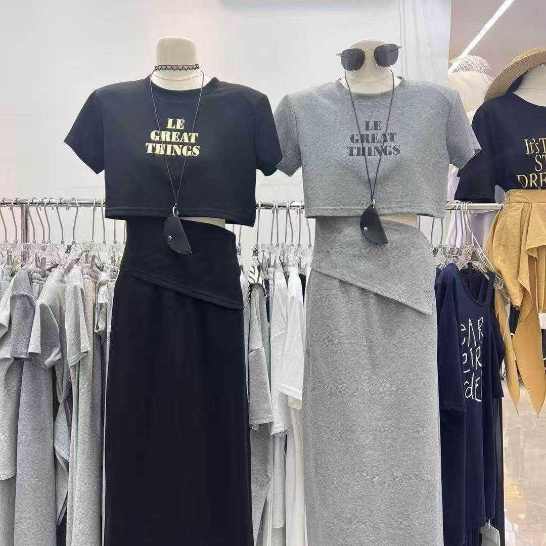 Y.Ystu女装