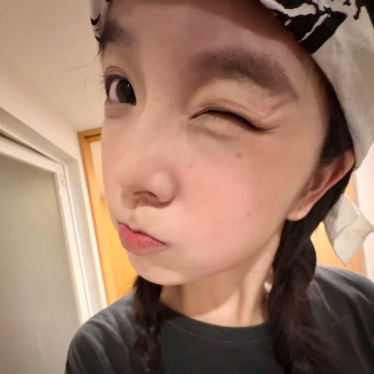 欣欣，唉