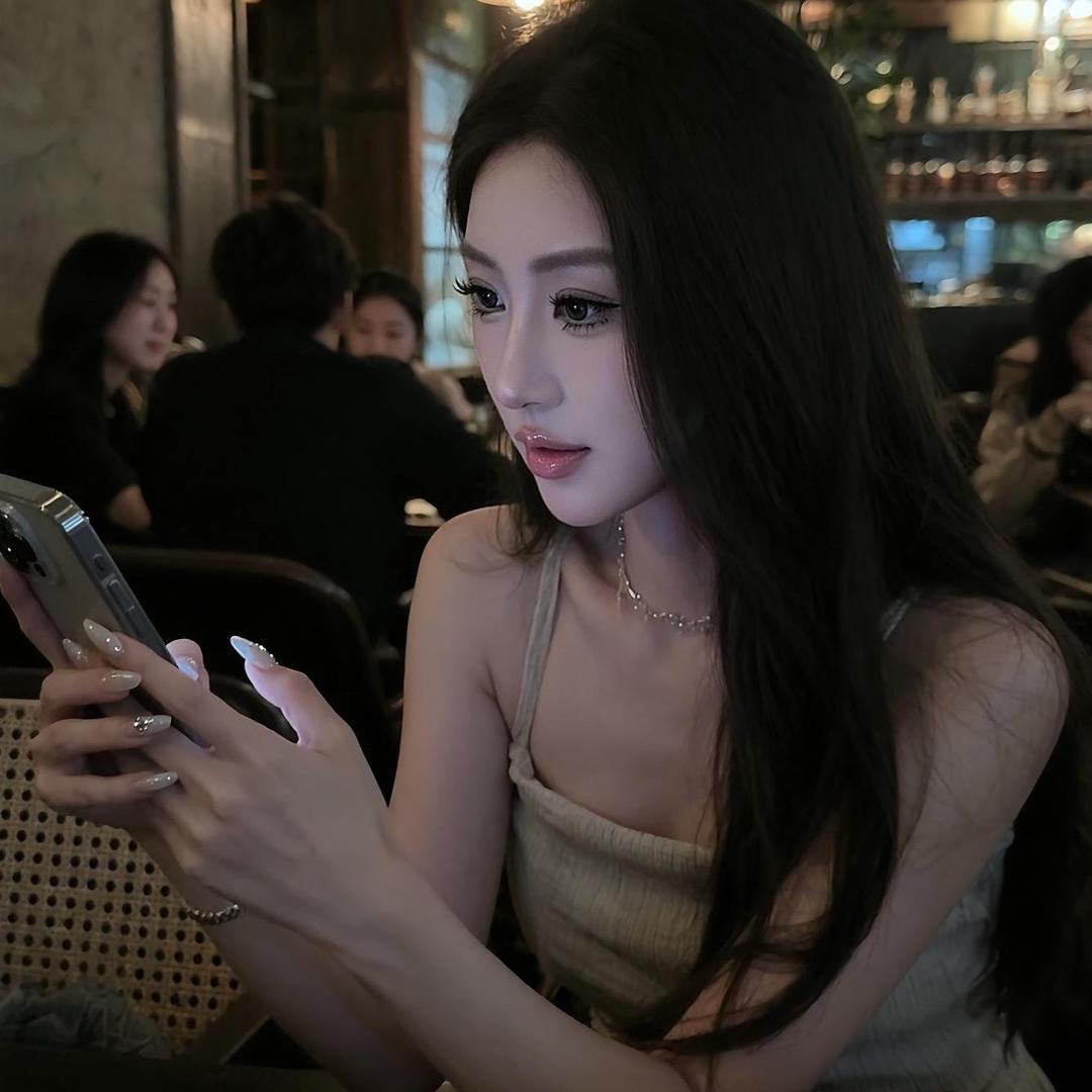 张一甜Luna