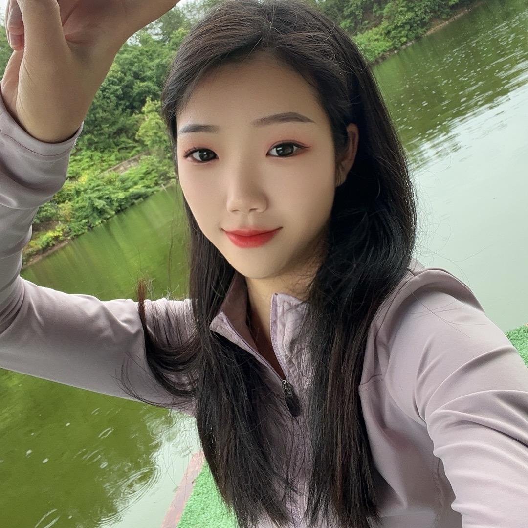静瑶爱钓鱼