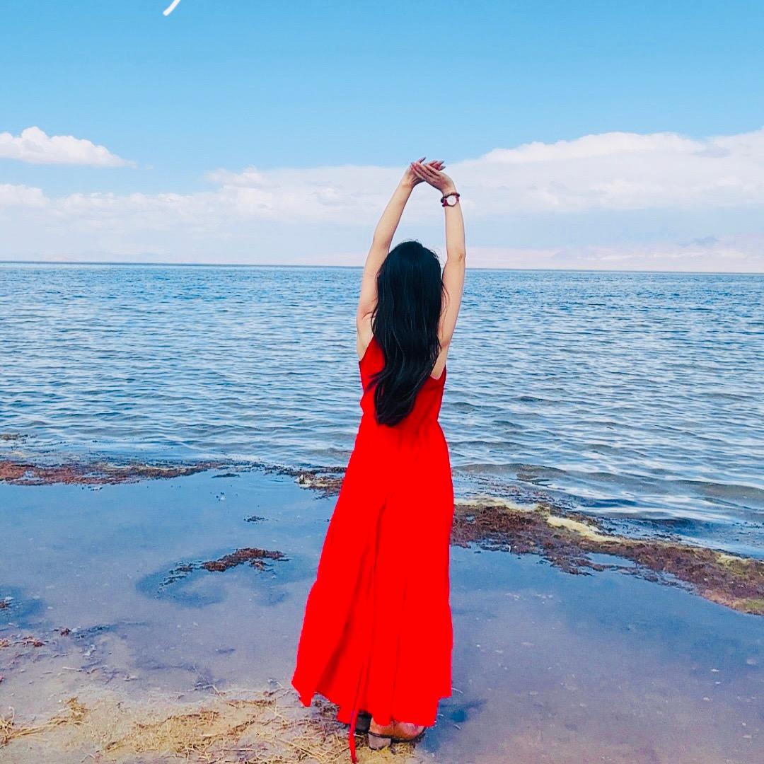 🧘‍♀️🧘‍♀️🌹🌹🍀🍀