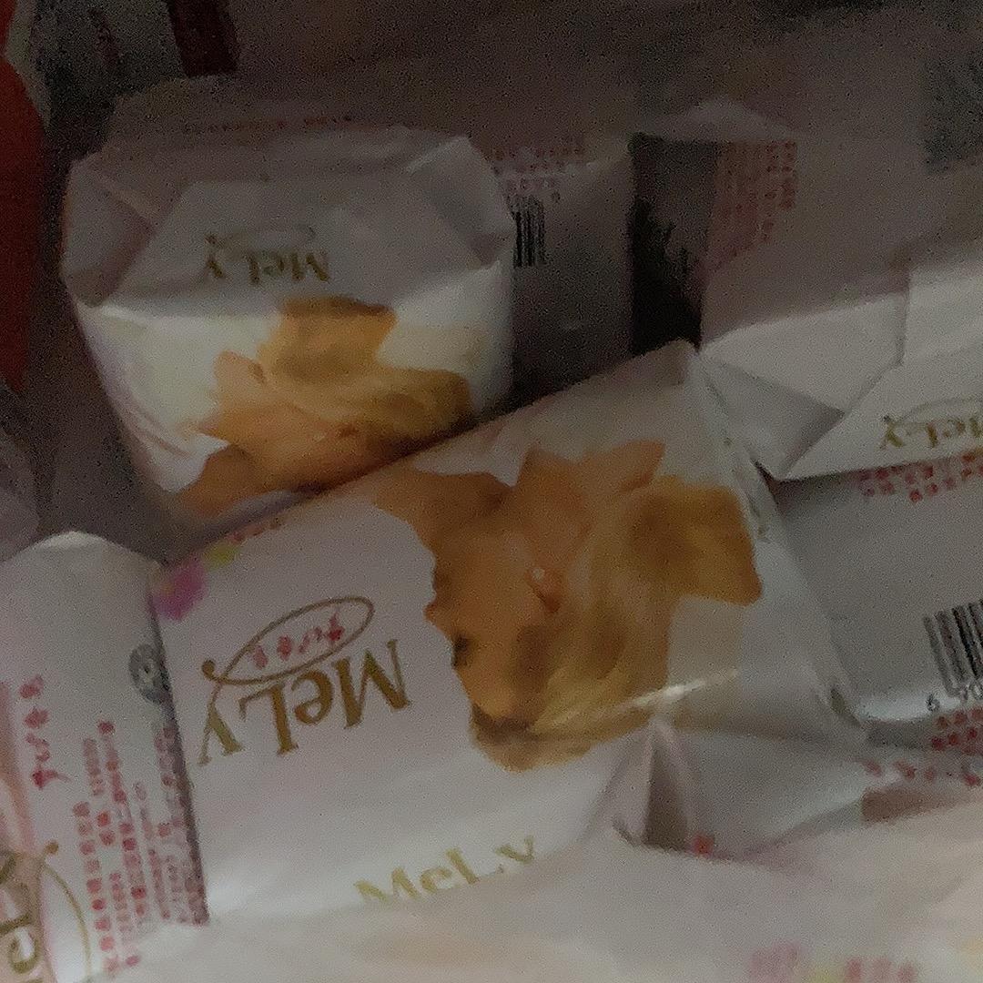 2607