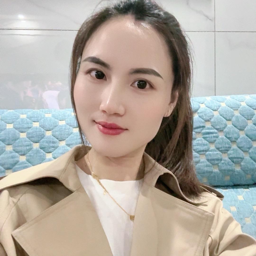 顺天华府小何