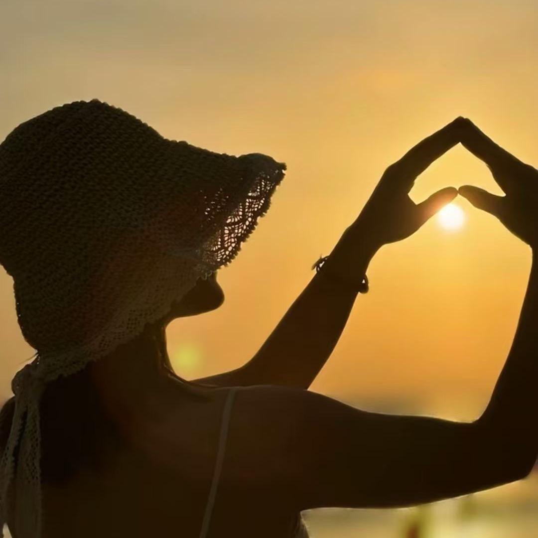 黄骅燕子出海捕鱼