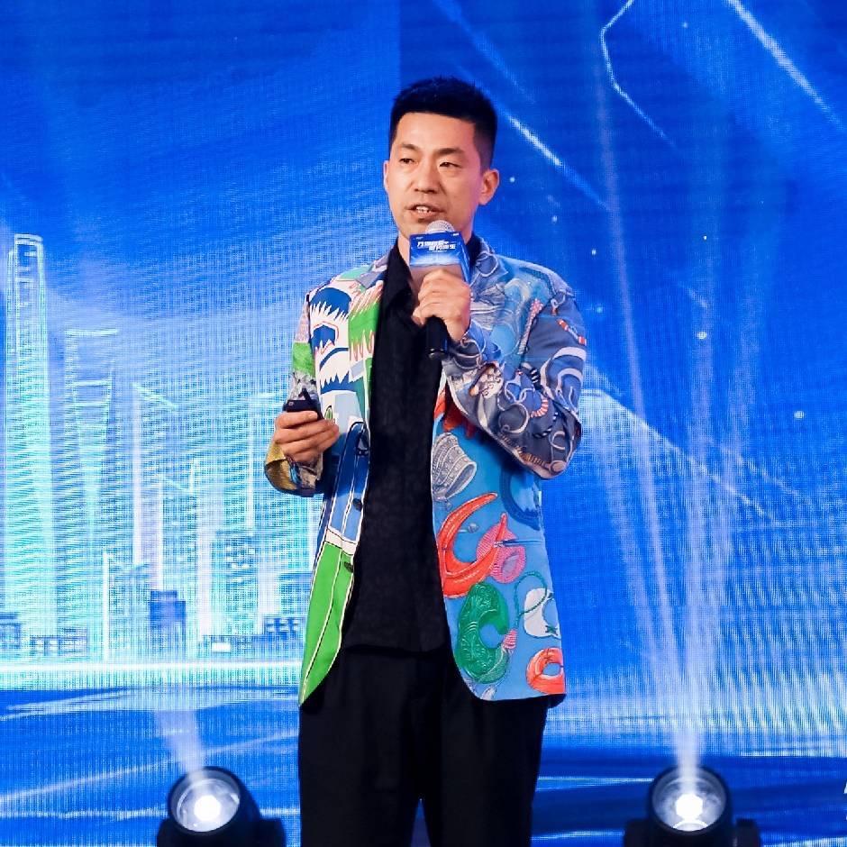 草根创业肖邦 东付通