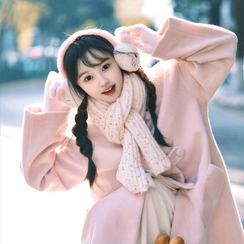 𝓜𝓸𝓸𝓷𝓵𝓲𝓰𝓱𝓽