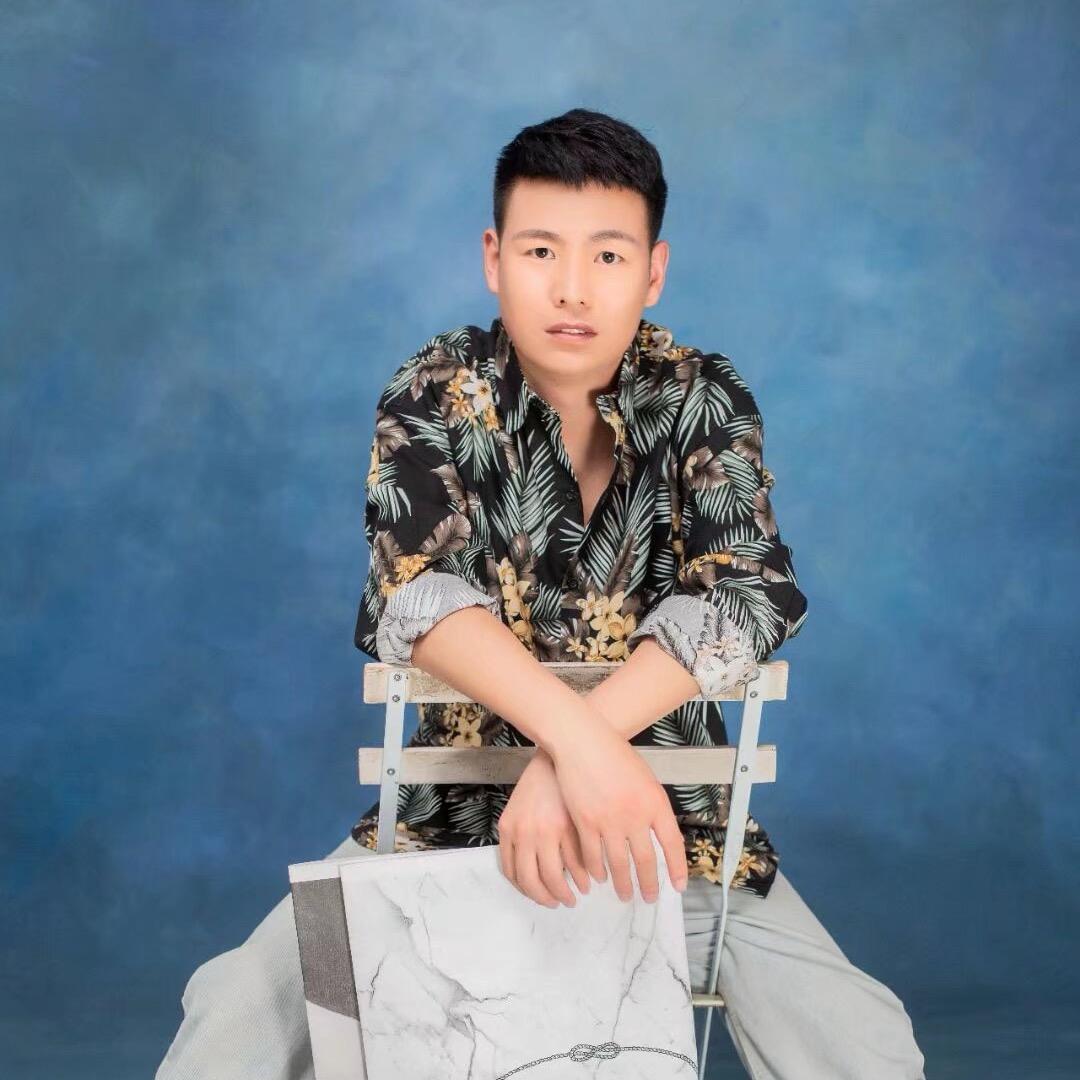 是小小季吖