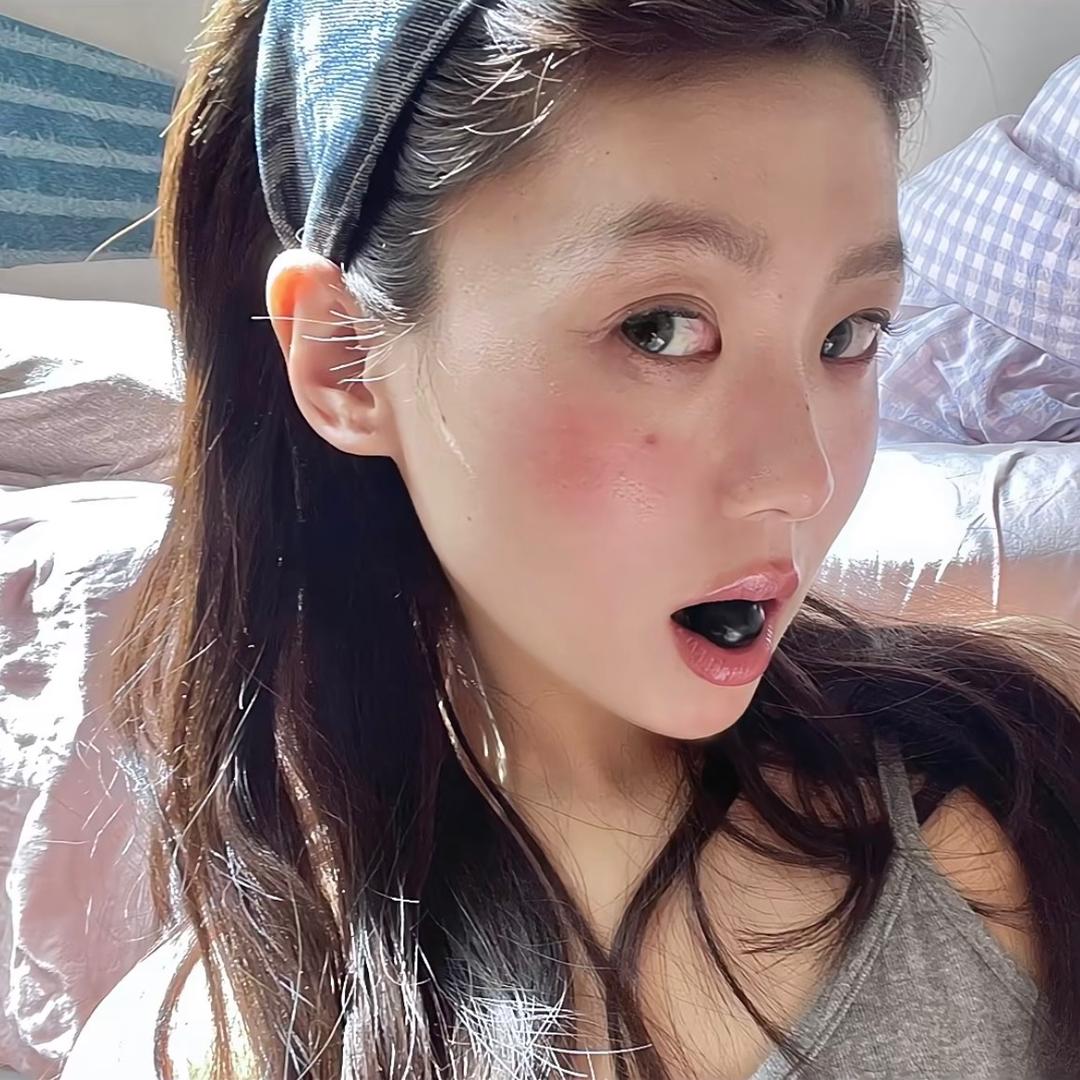 单眼皮小马