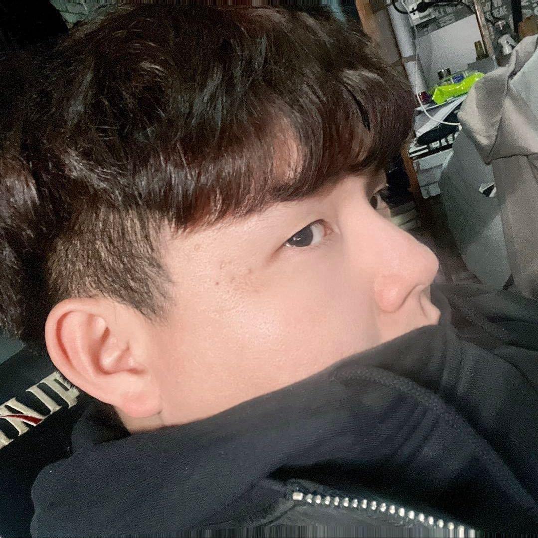 Mr.Yan