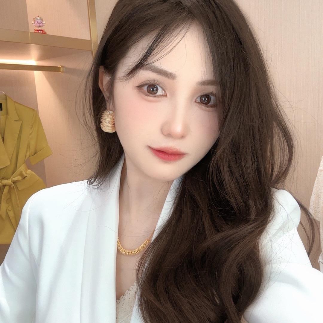 萱萱高端定制西装