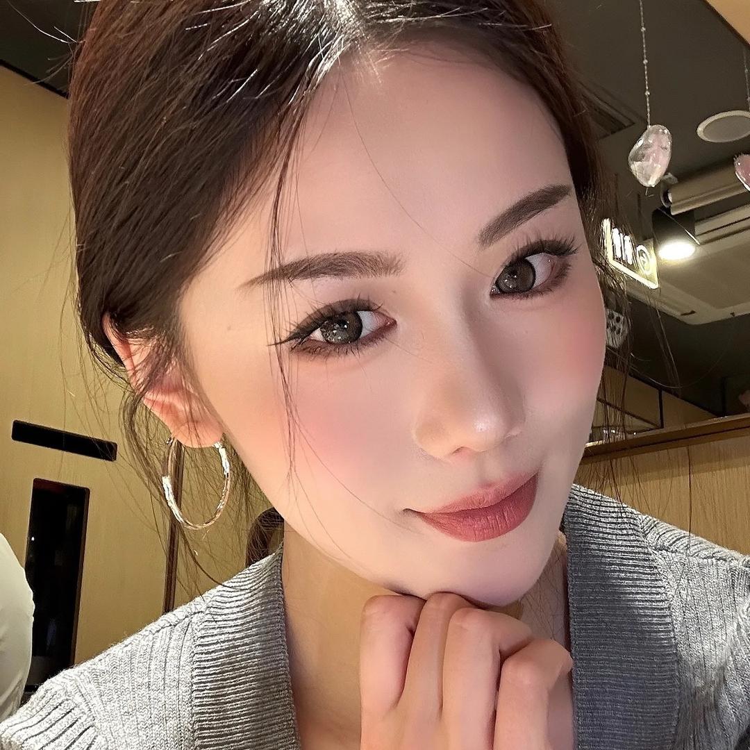 妍妍