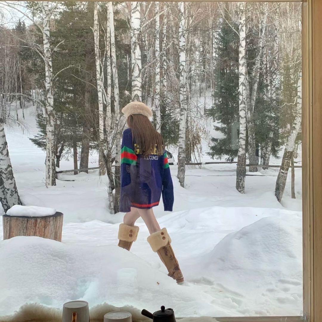 𝗝𝗜𝗔𝗝𝗜𝗔嘉嘉